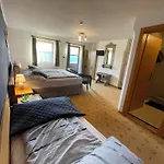 Hotel-gasthof Lammersdorf Pensionat Millstatt