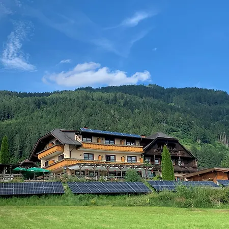Hotel-gasthof Lammersdorf Pensión Millstatt