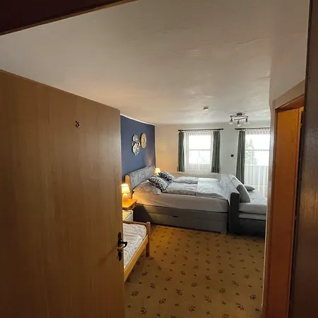 Hotel-gasthof Lammersdorf Pensión 3*