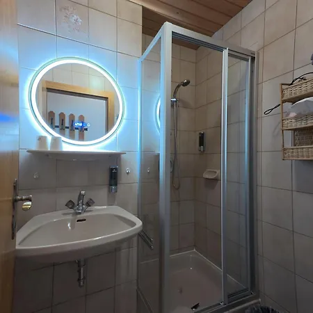 Hotel-gasthof Lammersdorf Guest house